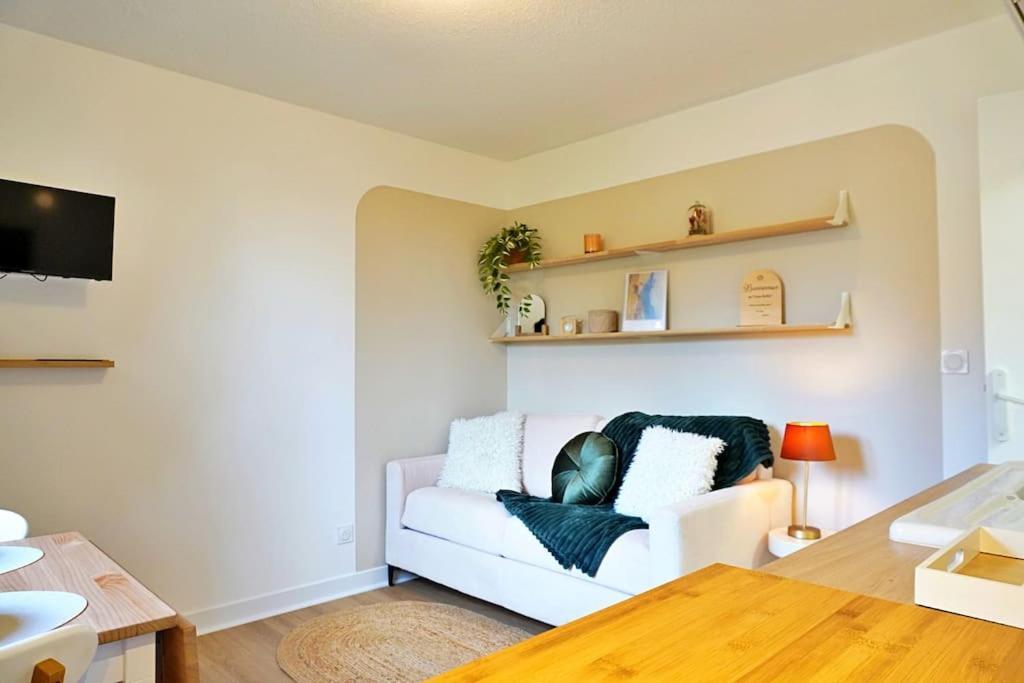 Appartement "Cocon Biellois" - Calme, Vue & Parking à Bielle Extérieur photo